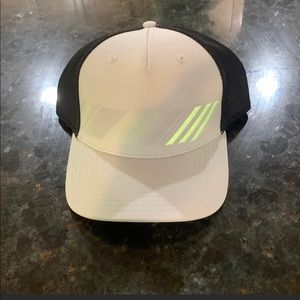 New with tags adidas golf hat